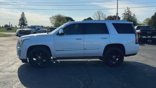 Crystal White Tricoat 2019 Cadillac Escalade Platinum