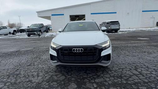 2021 Audi Q8 55 Premium Plus