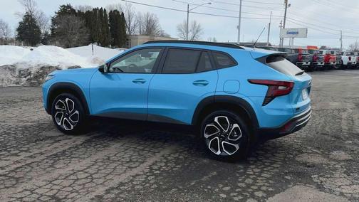 Marina Blue Metallic 2026 Chevrolet Trax FWD 2RS