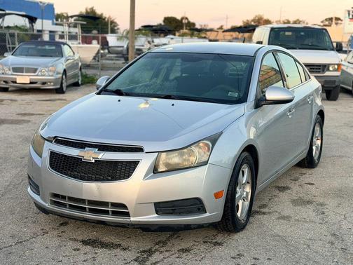 Silver Ice Metallic 2012 Chevrolet Cruze LT