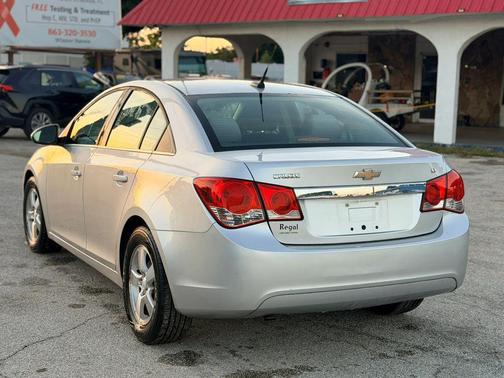 Silver Ice Metallic 2012 Chevrolet Cruze LT
