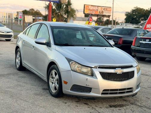 Silver Ice Metallic 2012 Chevrolet Cruze LT