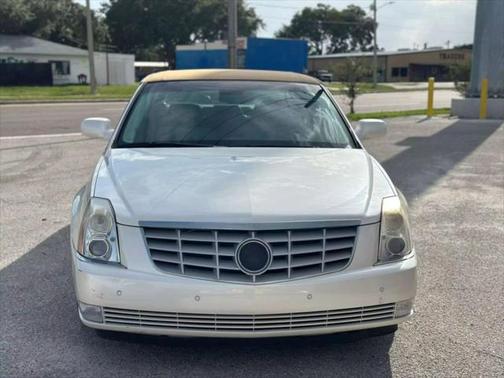 2008 Cadillac DTS Base
