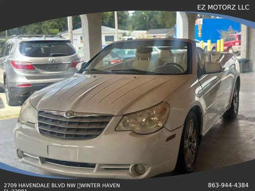 White 2008 Chrysler Sebring Base
