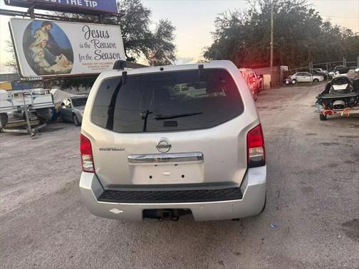 2008 Nissan Pathfinder S