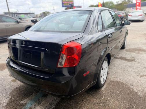 2007 Suzuki Forenza Sedan 4D