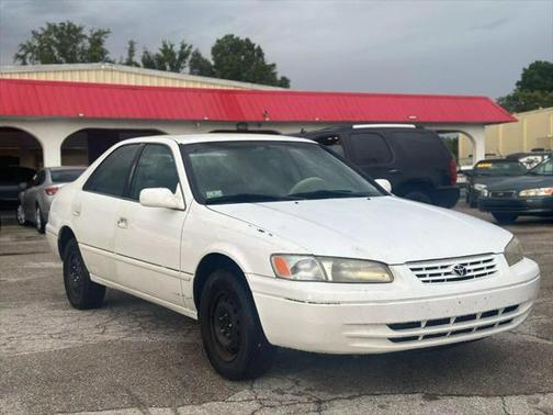 1999 Toyota Camry LE