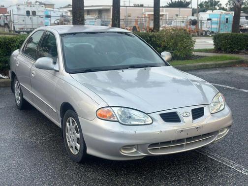 2000 Hyundai ELANTRA GLS