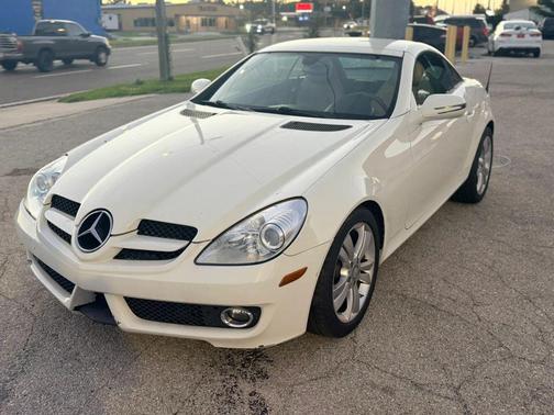 Arctic White 2010 Mercedes-Benz SLK-Class SLK300