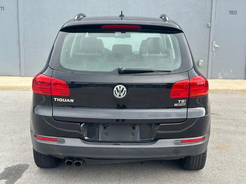 2016 Volkswagen Tiguan 2.0T S 4MOTION