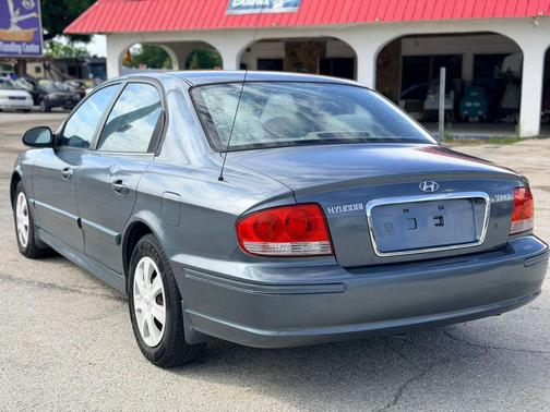 2005 Hyundai SONATA GL