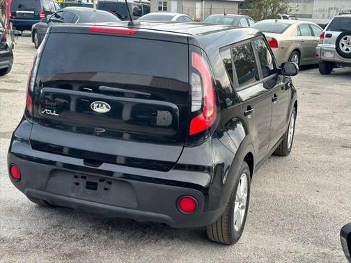 2018 Kia Soul Base