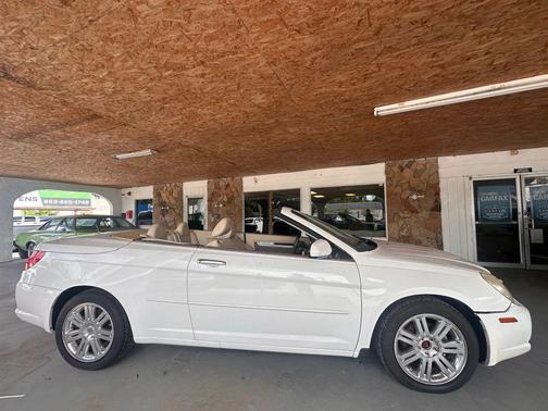 2008 Chrysler Sebring Base