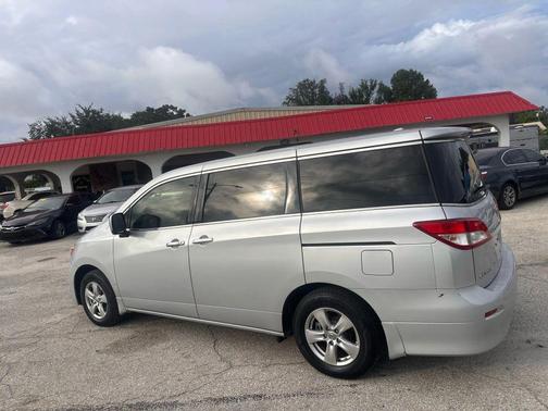2015 Nissan Quest SV