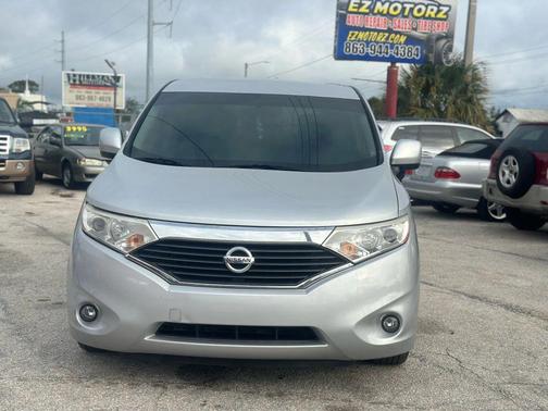 2015 Nissan Quest SV