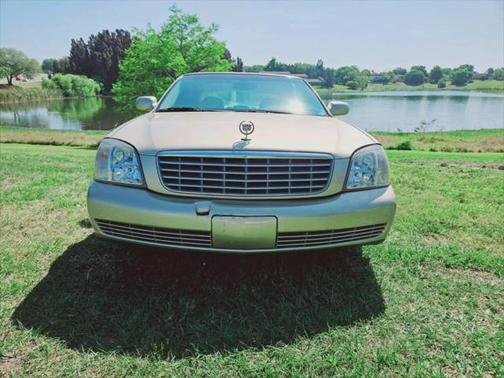 2005 Cadillac DeVille Base