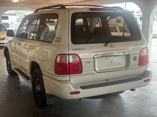 2001 Lexus LX 470 Base
