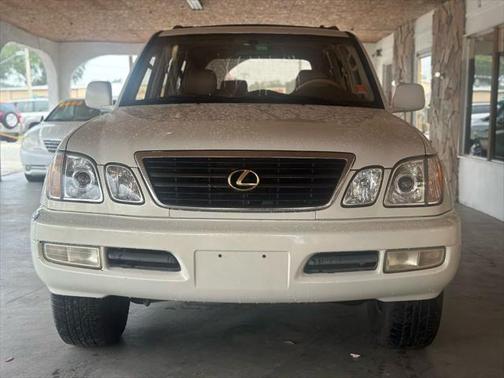 2001 Lexus LX 470 Base