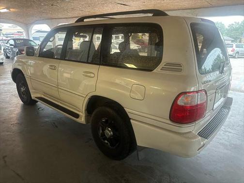2001 Lexus LX 470 Base