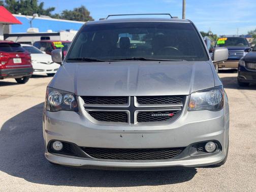 2016 Dodge Grand Caravan R/T