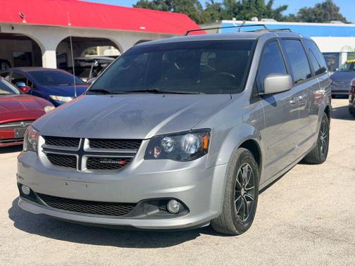 2016 Dodge Grand Caravan R/T