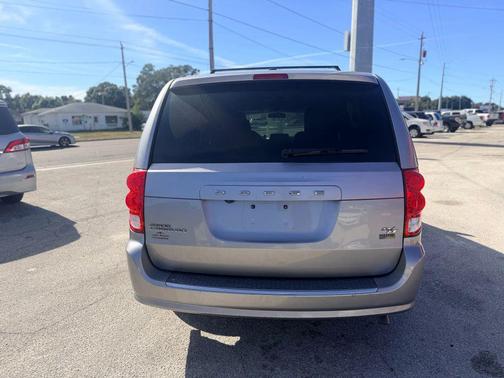 2016 Dodge Grand Caravan R/T