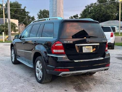 2011 Mercedes-Benz GL-Class 4MATIC