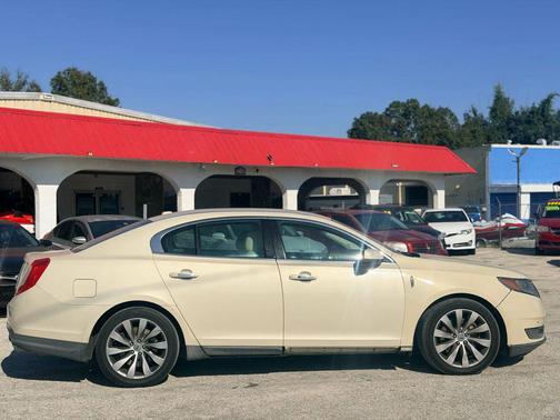 2014 Lincoln MKS Base
