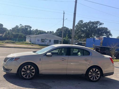 2014 Lincoln MKS Base