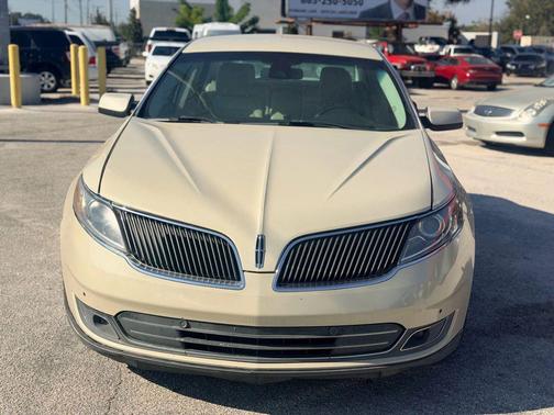 2014 Lincoln MKS Base