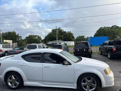 2013 Dodge Avenger SE V6