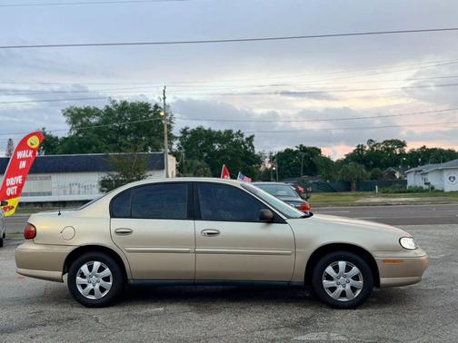 2003 Chevrolet Malibu Base