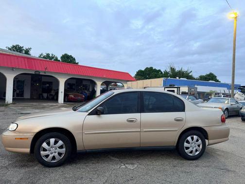 2003 Chevrolet Malibu Base