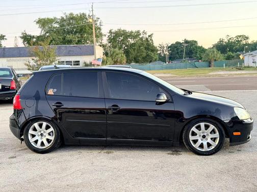 Black Uni 2007 Volkswagen Rabbit Base