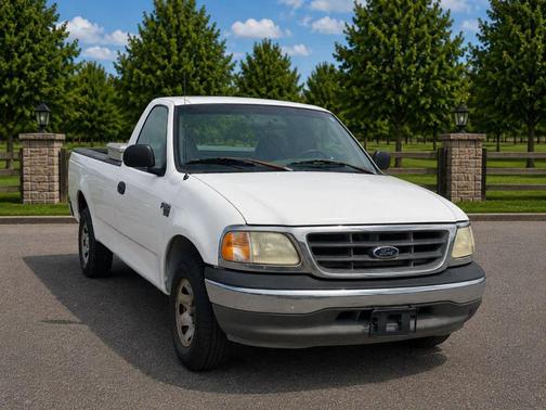 Oxford White Clearcoat 2003 Ford F-150 XLT