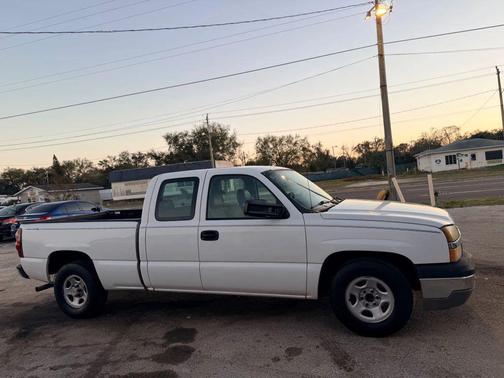 2004 Chevrolet Silverado 1500 Work Truck