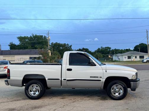 1999 Dodge Ram 1500 Short Bed