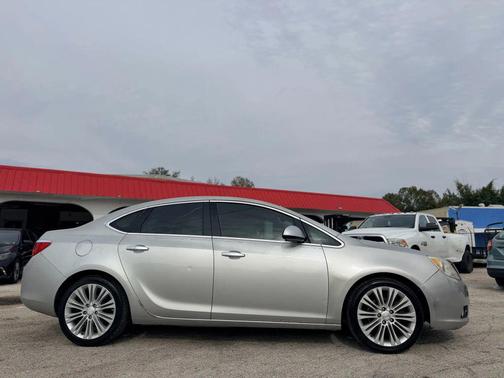 2013 Buick Verano Base