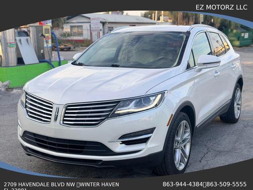 White Platinum Metallic Tri-Coat 2016 Lincoln MKC Reserve