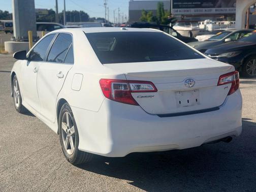 2012 Toyota Camry SE