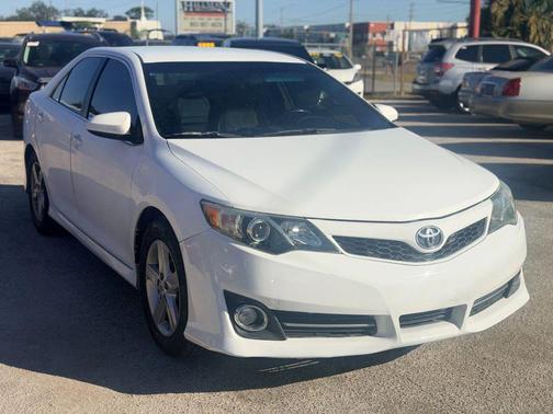 2012 Toyota Camry SE