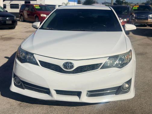 2012 Toyota Camry SE