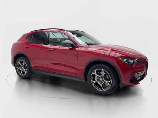Rosso 2026 Alfa Romeo Stelvio Base