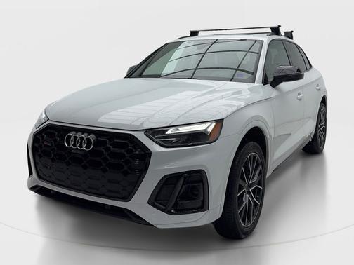 Glacier White 2024 Audi SQ5 Premium Plus