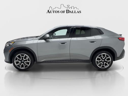 Gray Metallic 2025 BMW X2 xDrive28i