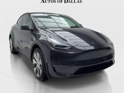 Gray 2024 Tesla Model Y Standard Range
