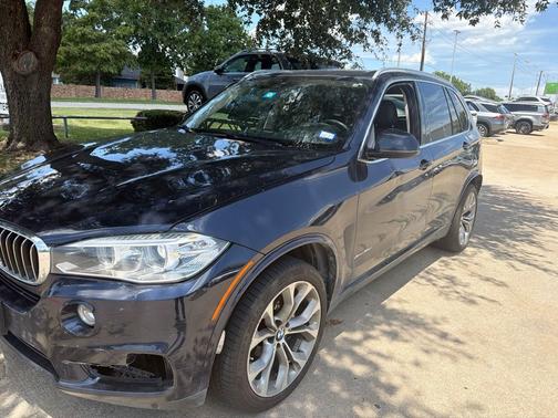 Imperial Blue Metallic 2015 BMW X5 xDrive35d