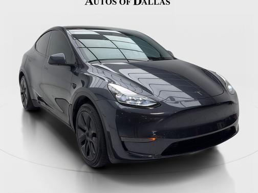 Gray 2025 Tesla Model Y Long Range
