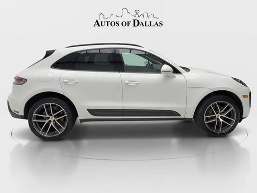 White 2023 Porsche Macan Base