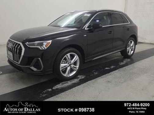 Black Metallic 2023 Audi Q3 Premium